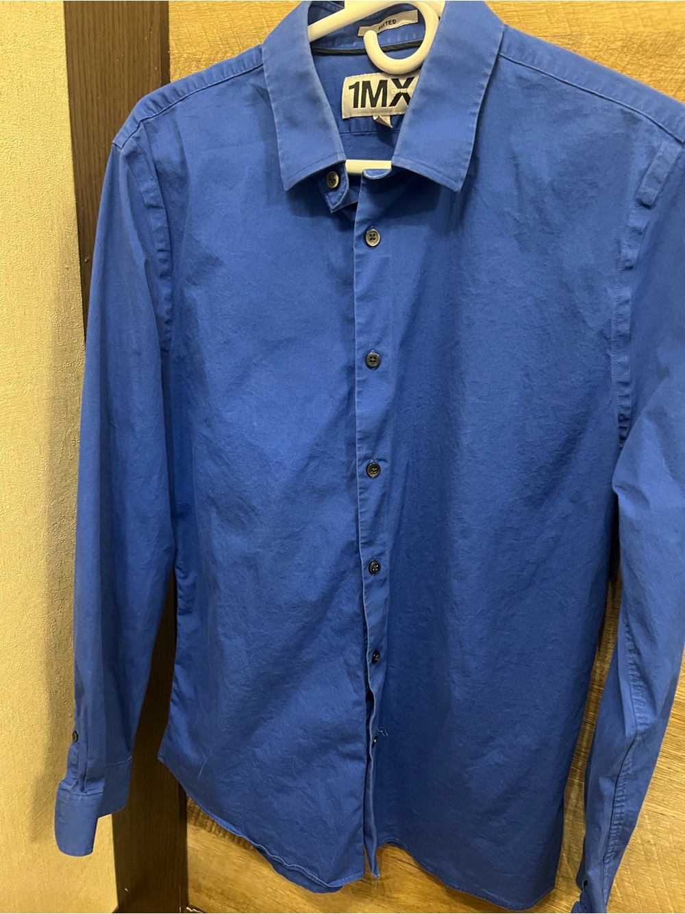 Men’s blue Express button up Large